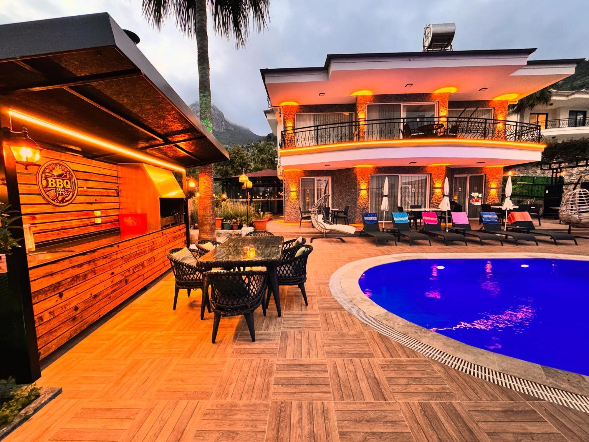 Polat Village Villa